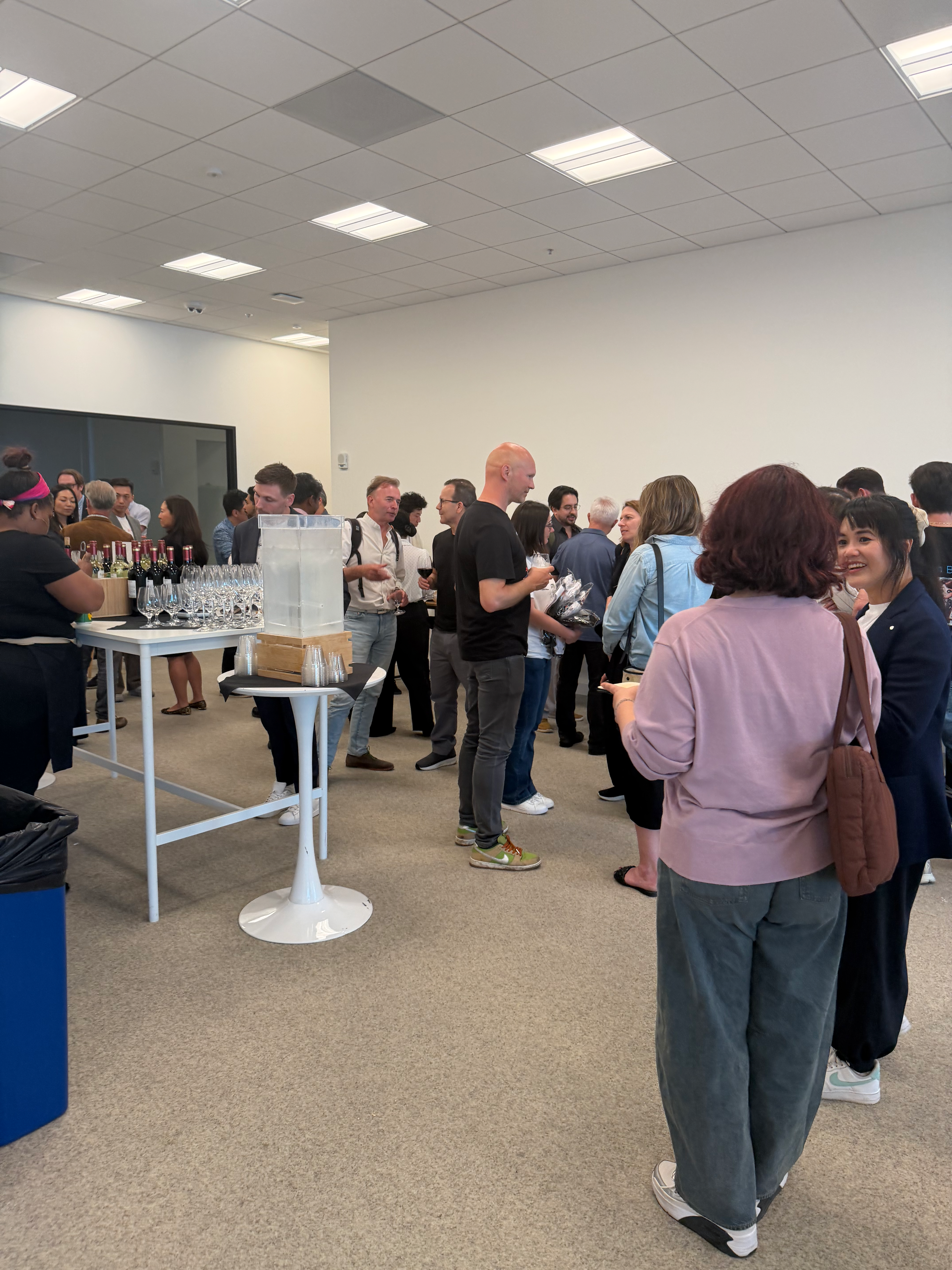 Networking at the AI Salon event — connecting Japanese and Silicon Valley communities